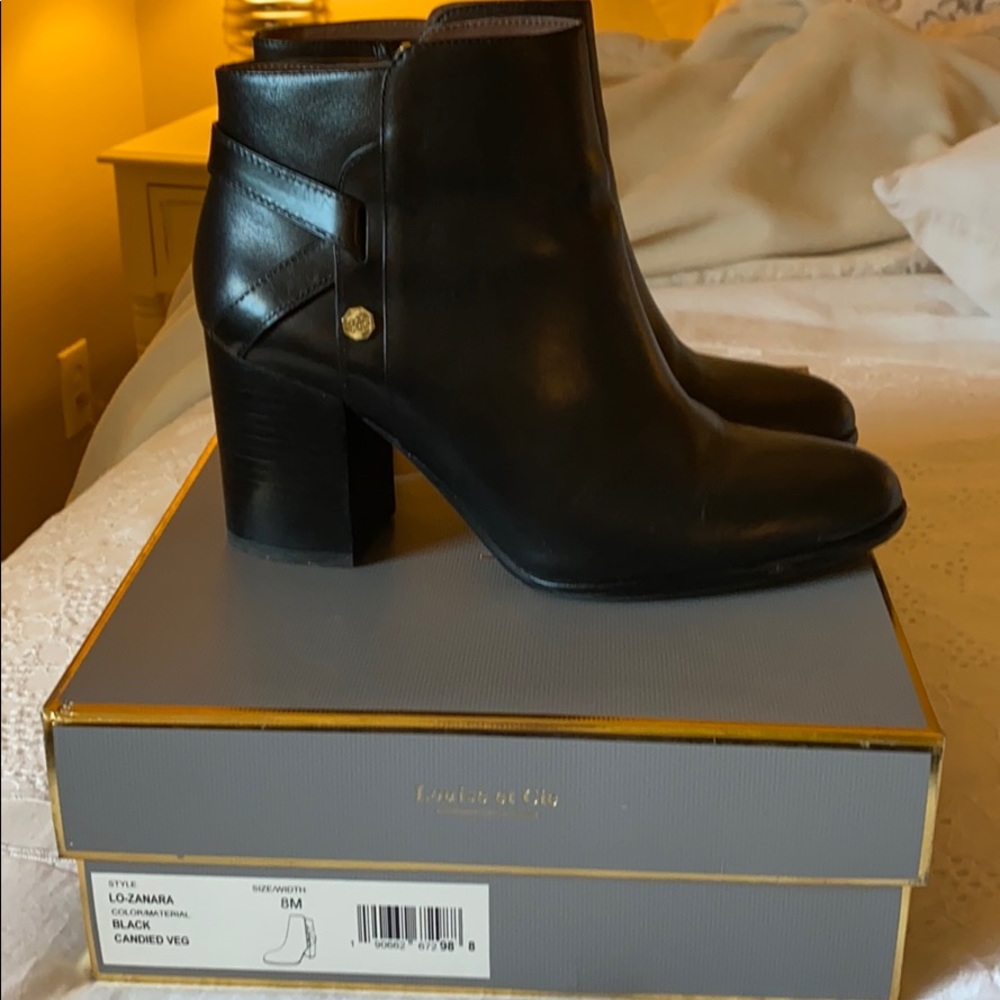 Louise et Cie Zanara black block heel leather ankle boot